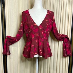 GORGEOUS LEITH- MAROON & PINK FLORAL BOHEMIAN BLOUSE SIZE MEDIUM